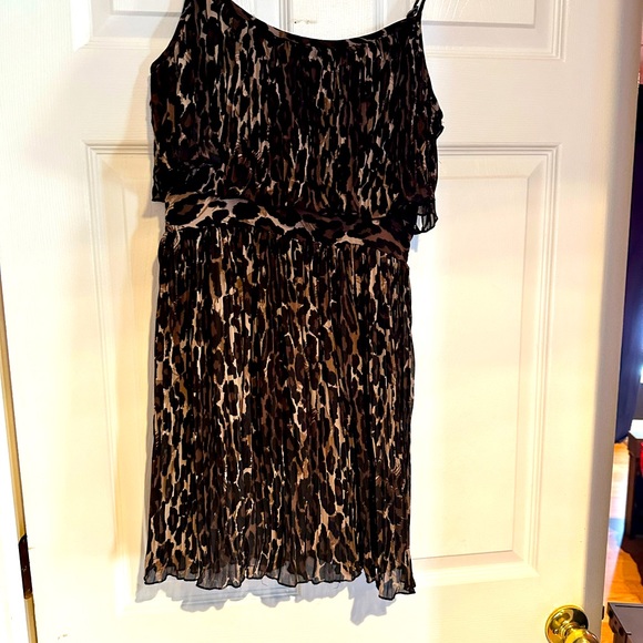 Cutest Leopard print romper. You will not be disappointed with this one. - Picture 1 of 4